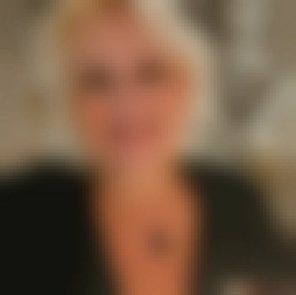 Stella, 68, Pakistan
