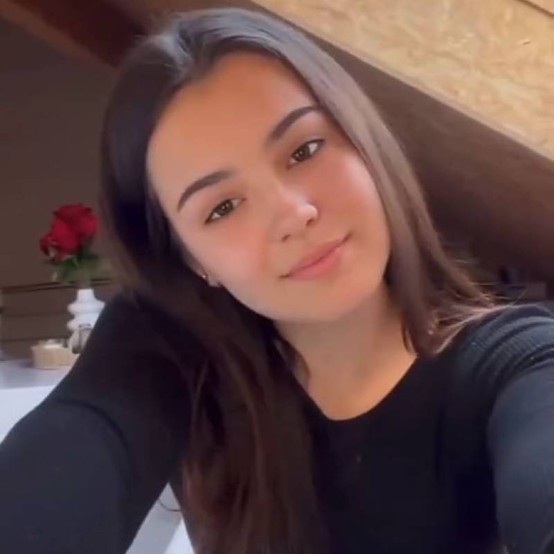 Olivia, 28, Meco