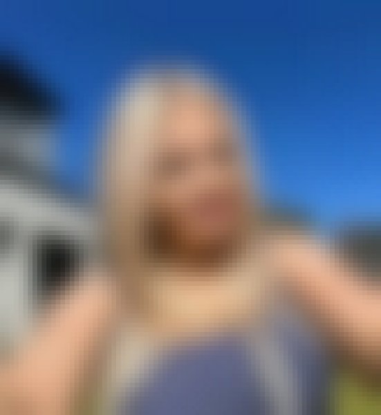 Anna lison, 22, Boulder City