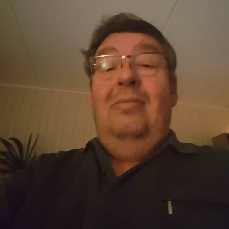 Petri, 63, Oas