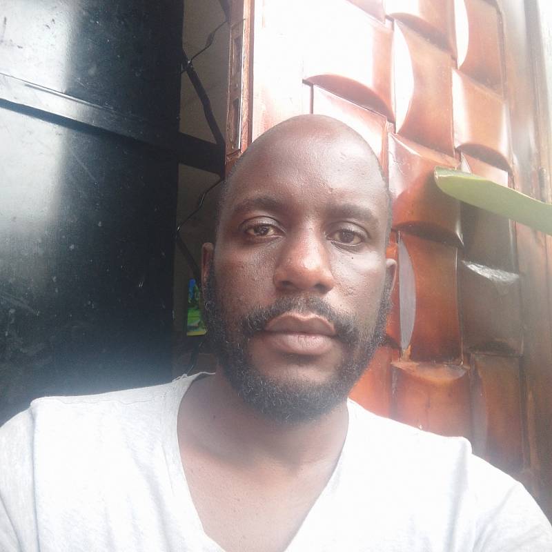 Gunz, 41, Caimbambo