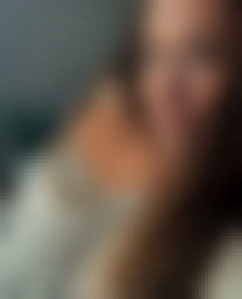 Julia Katelyn, 30, Chapelle