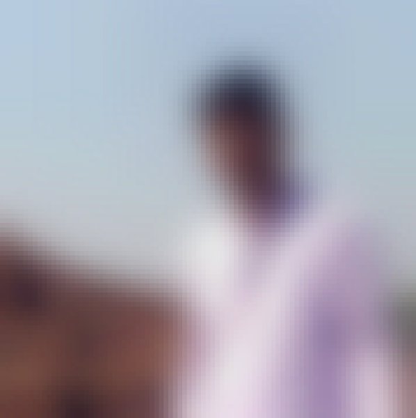 Sumon, 27, Togo
