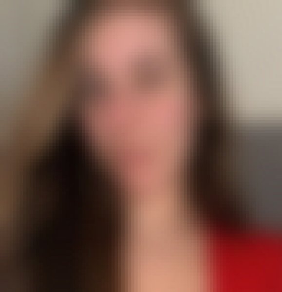 Bella, 50, Germany