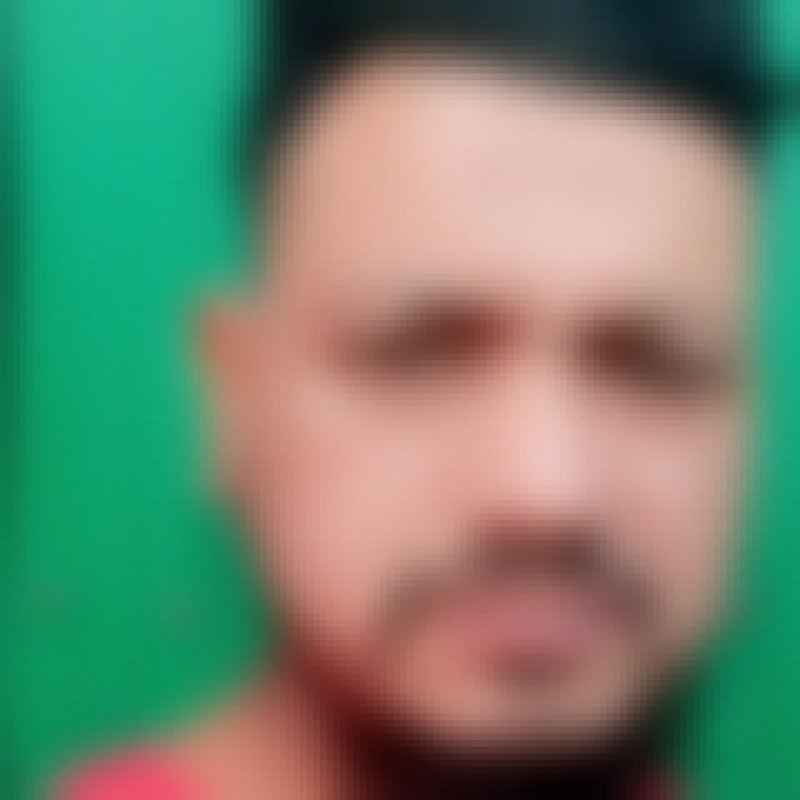 Hanif, 38, Lansdowne