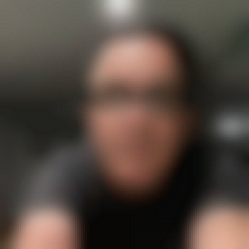 Thomas, 36, Cuervos