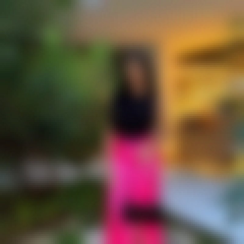Kiara, 28, Athar