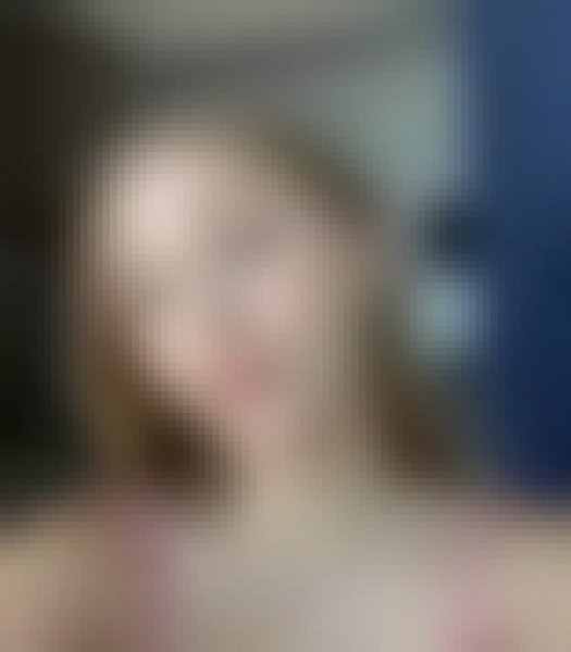 Annabelle Jones, 31, Algeria