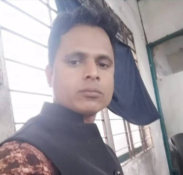 Nuruzzaman, 39, Bitung