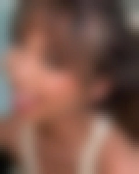 angela, 44, India