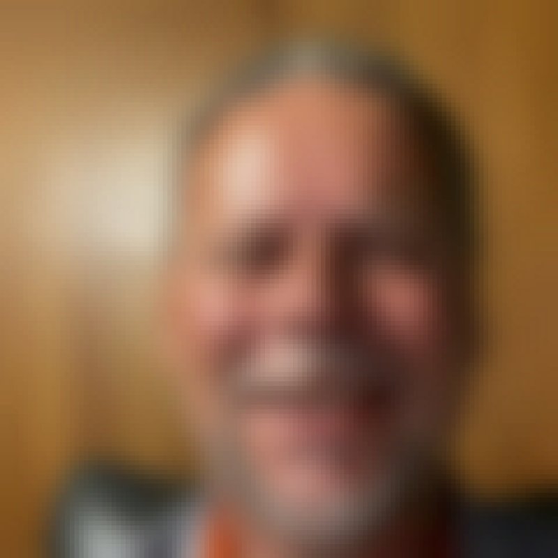 Greg, 57, Arusha