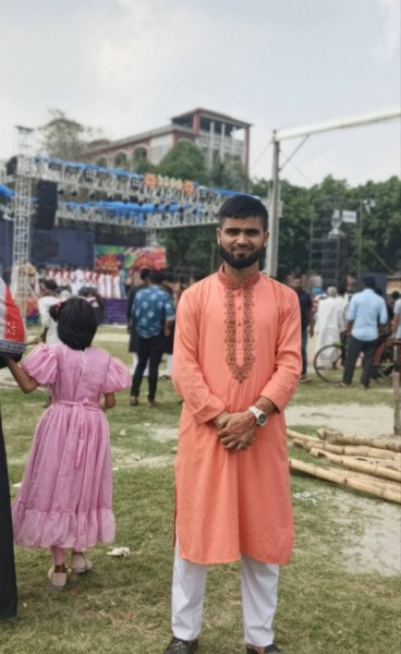 Toriqul islam, 24, Codajs