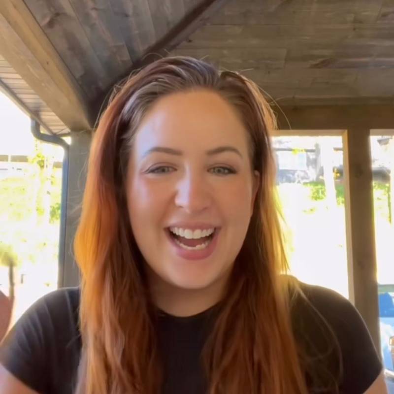 Monica, 29, George