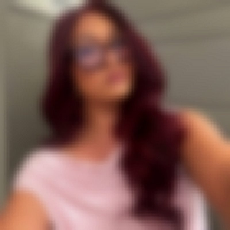 Angelina, 37