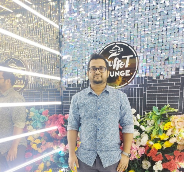 Shajal kazi, 34, Aras