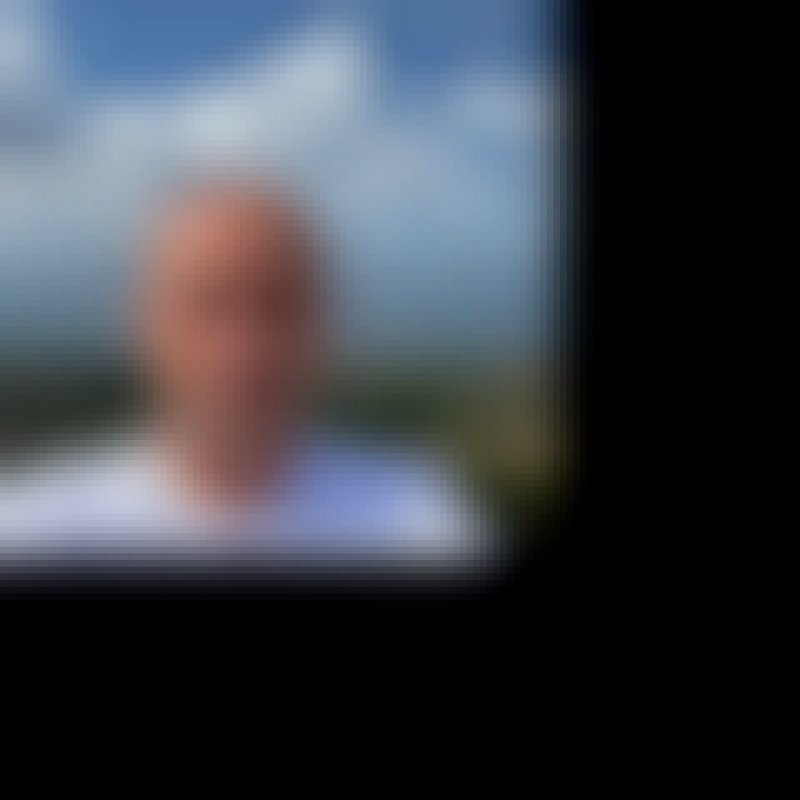 Saffet, 67, Belluno