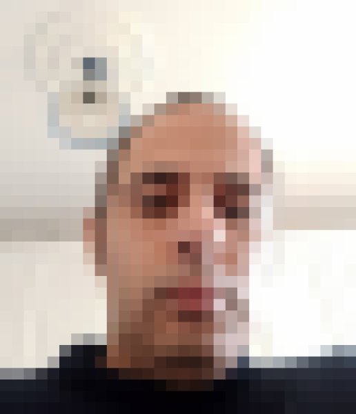 Bogac, 37, Kuwait