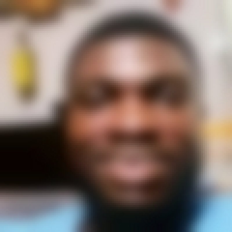 Bengee, 32, Luau