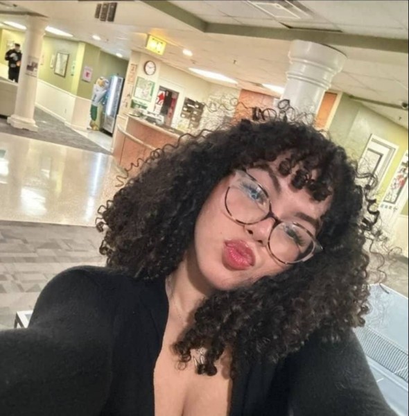 Angela Waste, 41, Puerto Casado