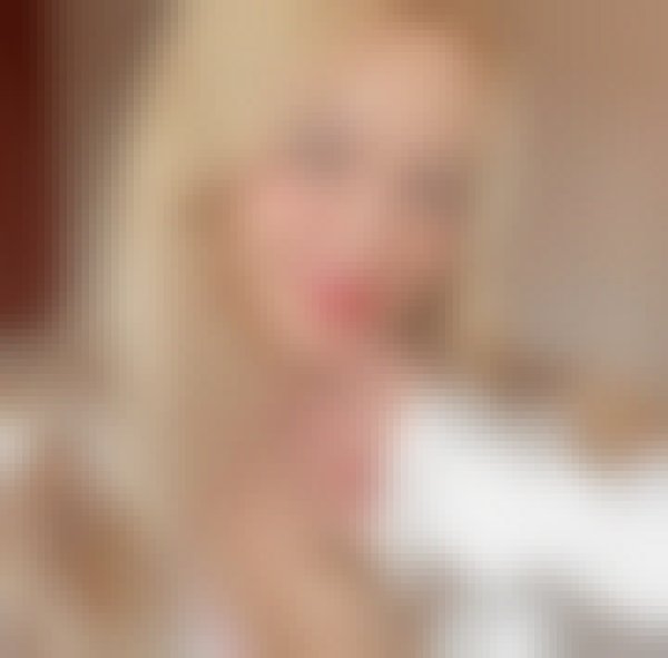 Joyce, 39