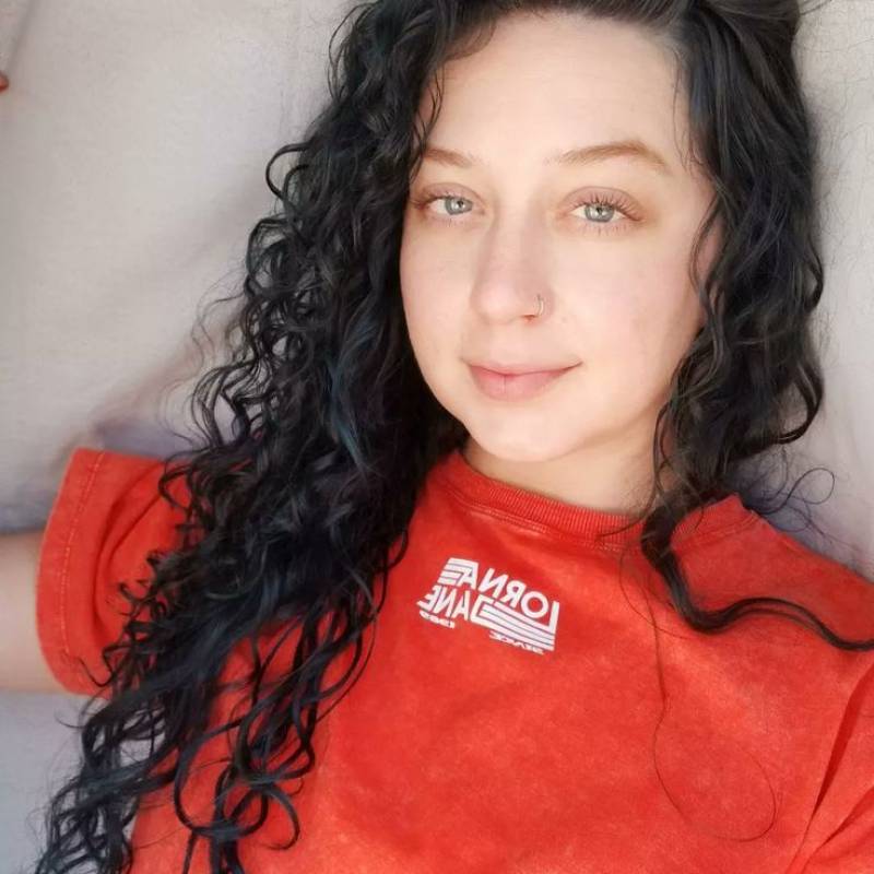 Abigail, 43, 25 icosia b2 z110