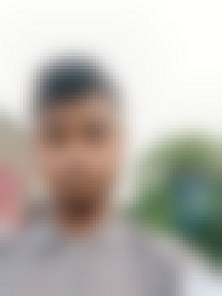 Apple, 22, Broni