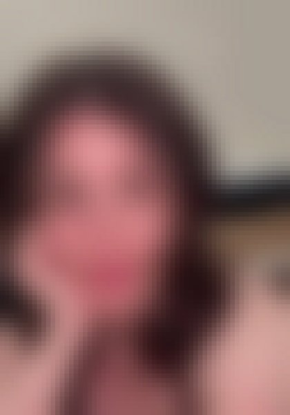Angela, 36, United States