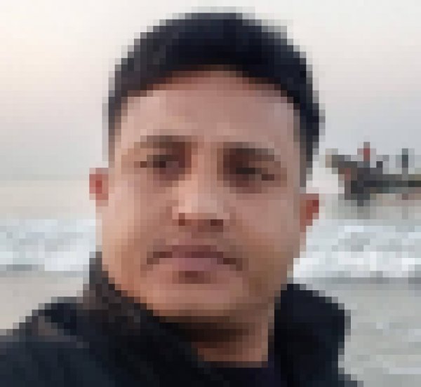 Sayed, 35, Tad