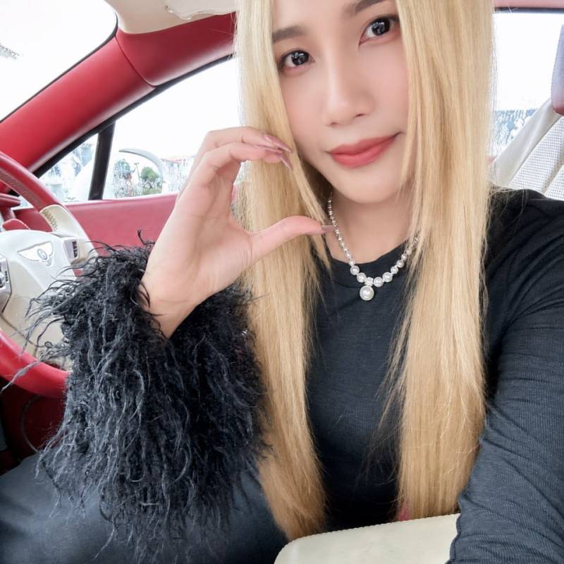 Kelly, 37, Longfeng