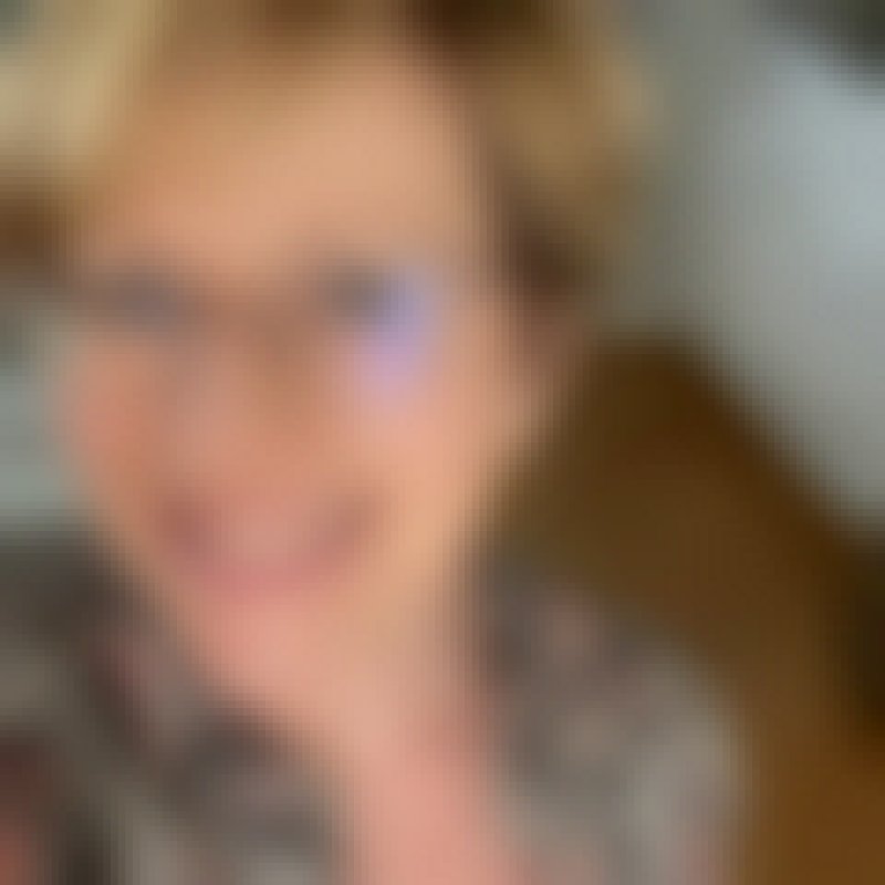 lucille, 48, Derry