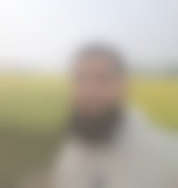Alim khan, 32, Spain