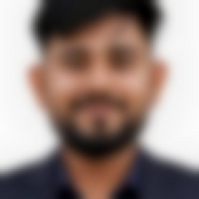 Nazrul, 28, La Paz
