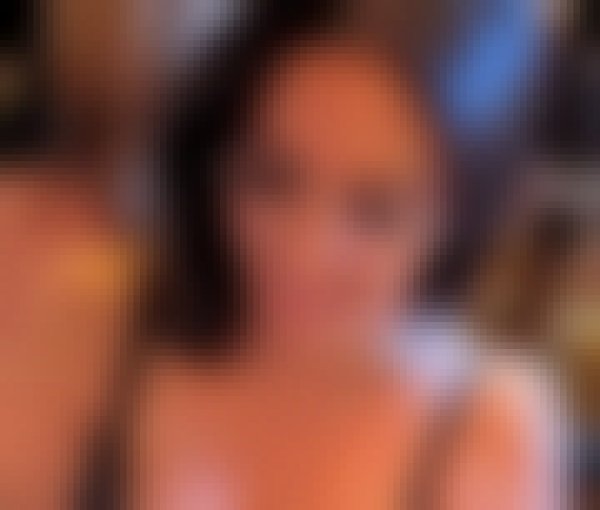 Elizabeth, 32, Parma