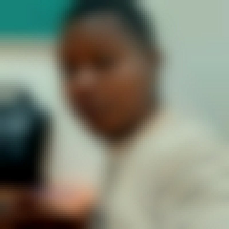 Armstrong, 34, Phaphot