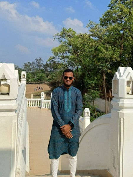 Md. Shahadad hussain sagor, 25, Zhangshanying