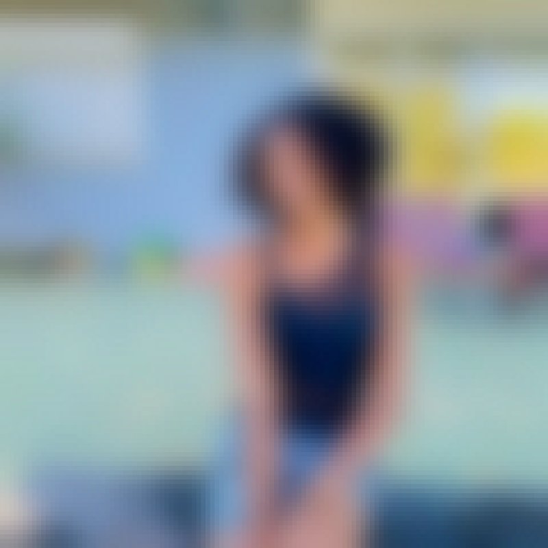 Rihanna, 25, Surovikino
