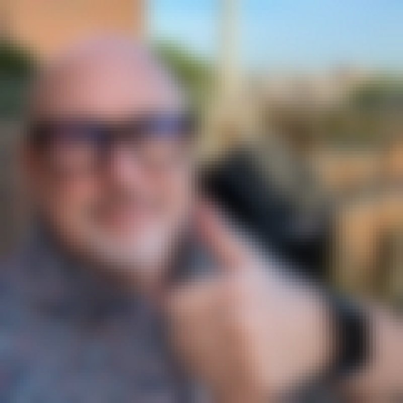 George, 55, Ghzibd