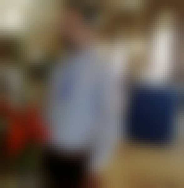 Shahid, 40, De Pere