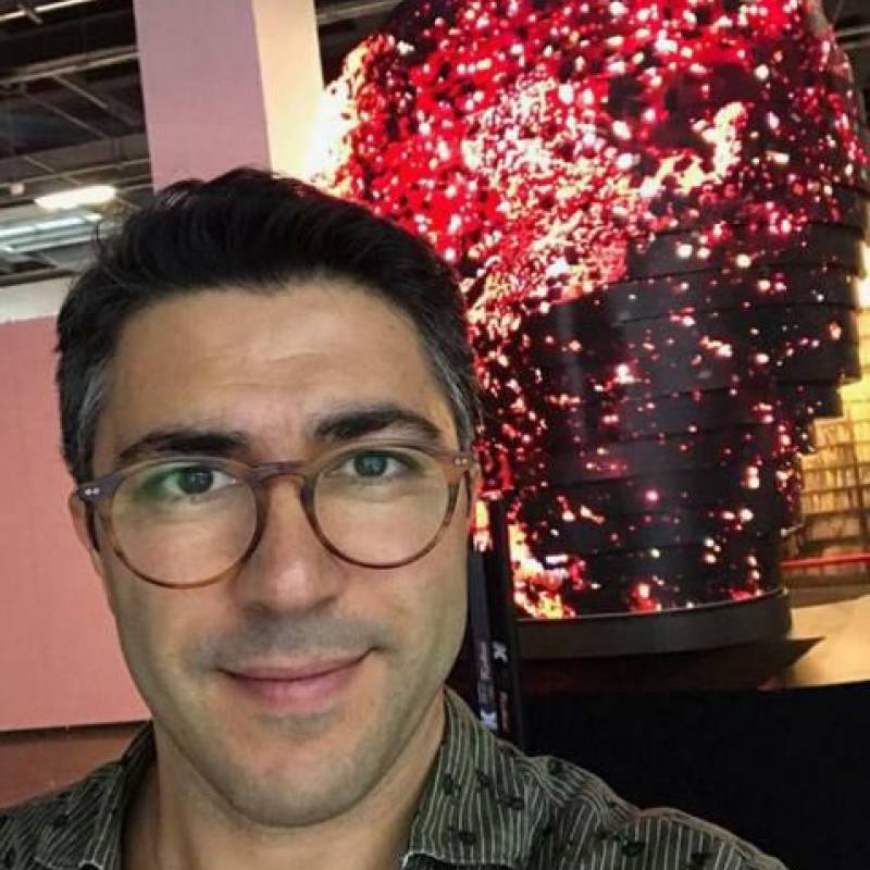 Hamza, 40, Mawu