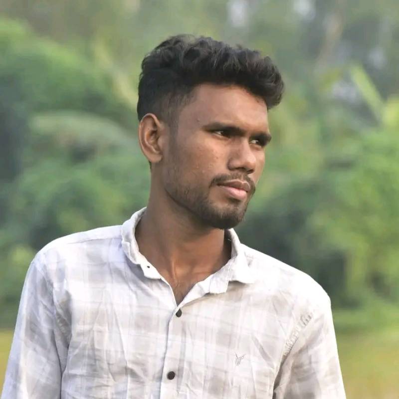 AB KARIM, 24, Uran