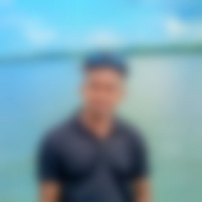 Faysal, 22, Madagascar