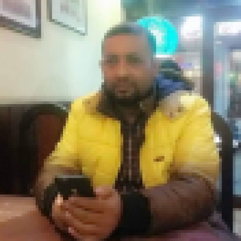ZAMAN, 25, Ebbu