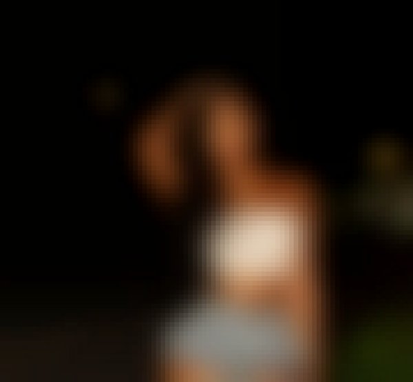 Tsella, 28, Pucn