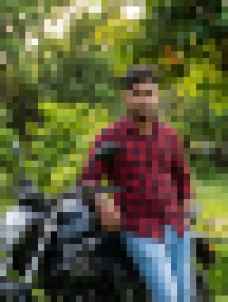 Mobarok, 22, Simit