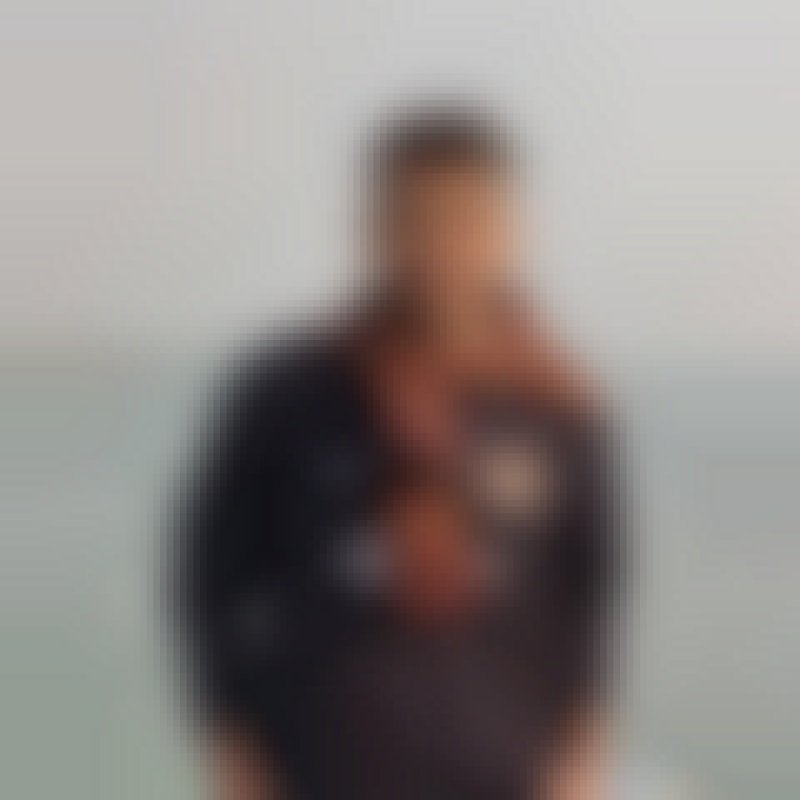 Abu, 23, Paris