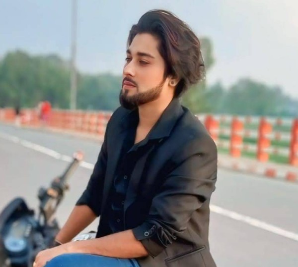 Sanjeet khan, 27, 25 aintcyrsurloire b2 z110