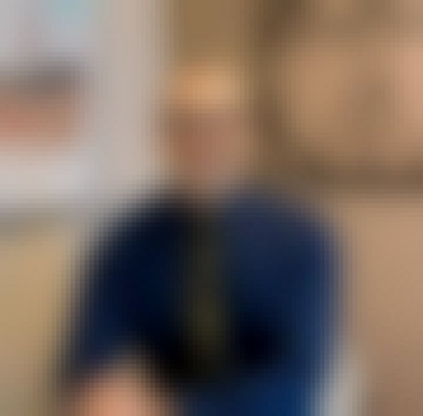 Zoltán lászló, 51, Paos De Ferreira