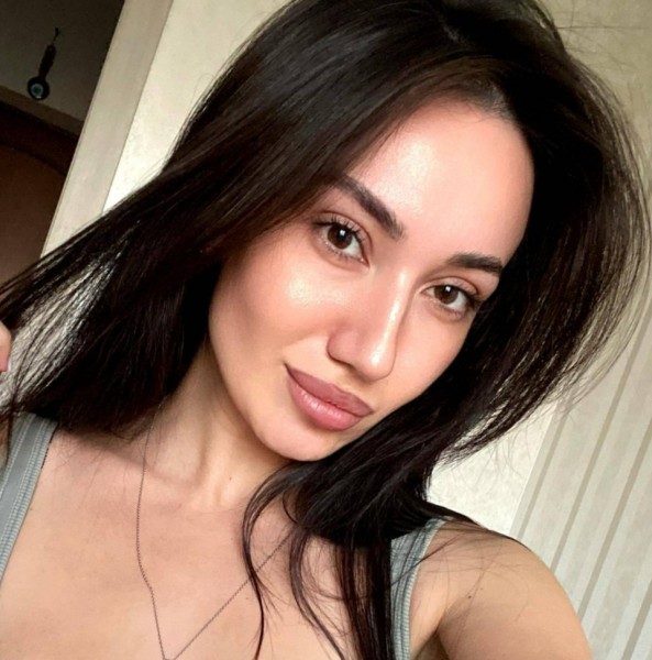Jenni, 40, 25 alukudoddi b5 z130