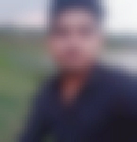 Aly, 31, Uttarkashi