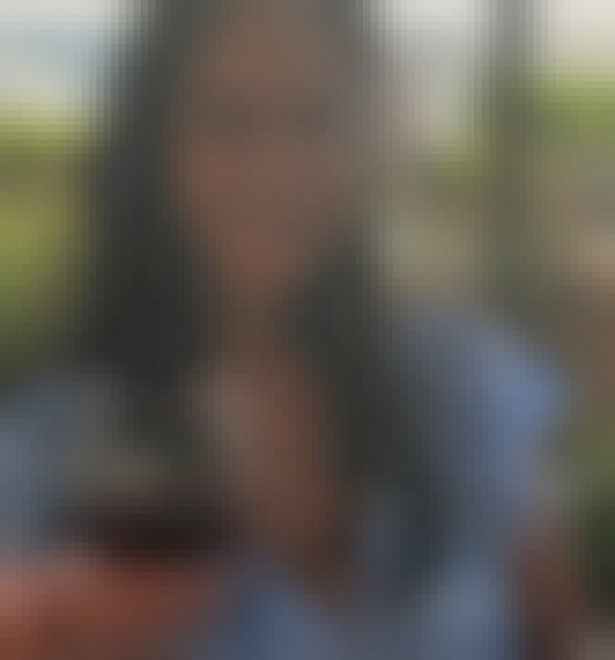Sonia, 40